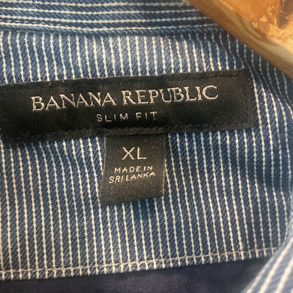 Banana Republic Men’s long sleeve button up, XL navy denim Durable fabric like N - Picture 3 of 16